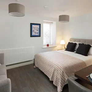 https://the-falcon-tap-boutique-inn.yorkshirehotels.net